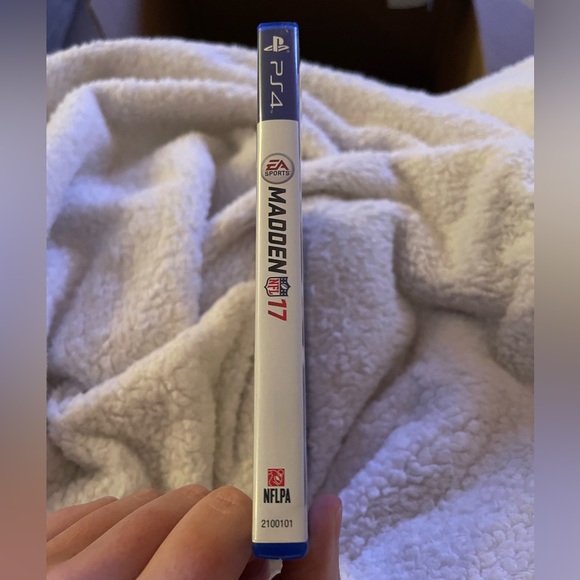 Bundle 3 games for $12! EA Sports - Madden 17 -NFL - PlayStation - PS4 - Picture 2 of 5